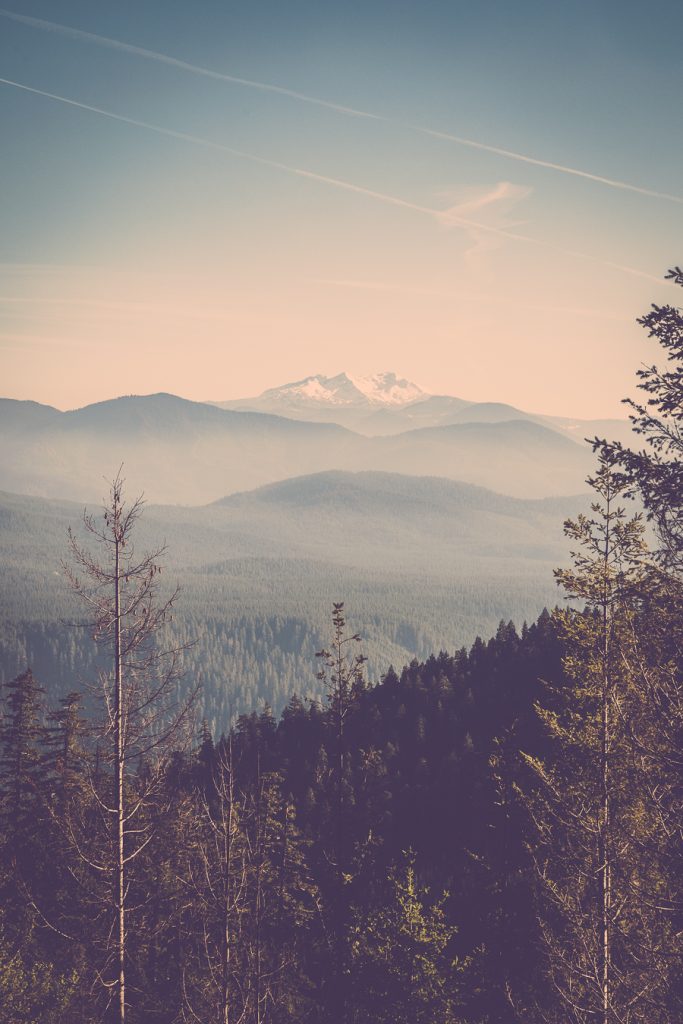 landscape photography, oregon, beautiful mountain in the distance