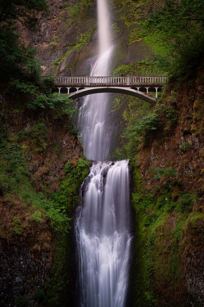 Multnomah Falls Columbia river gorge oregon